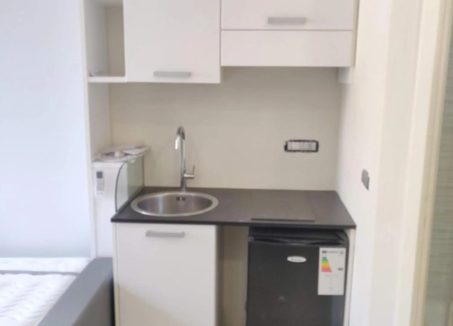 Una Finestra Speciale Su Palazzo Rosso. Monolocale Janov Apartmán