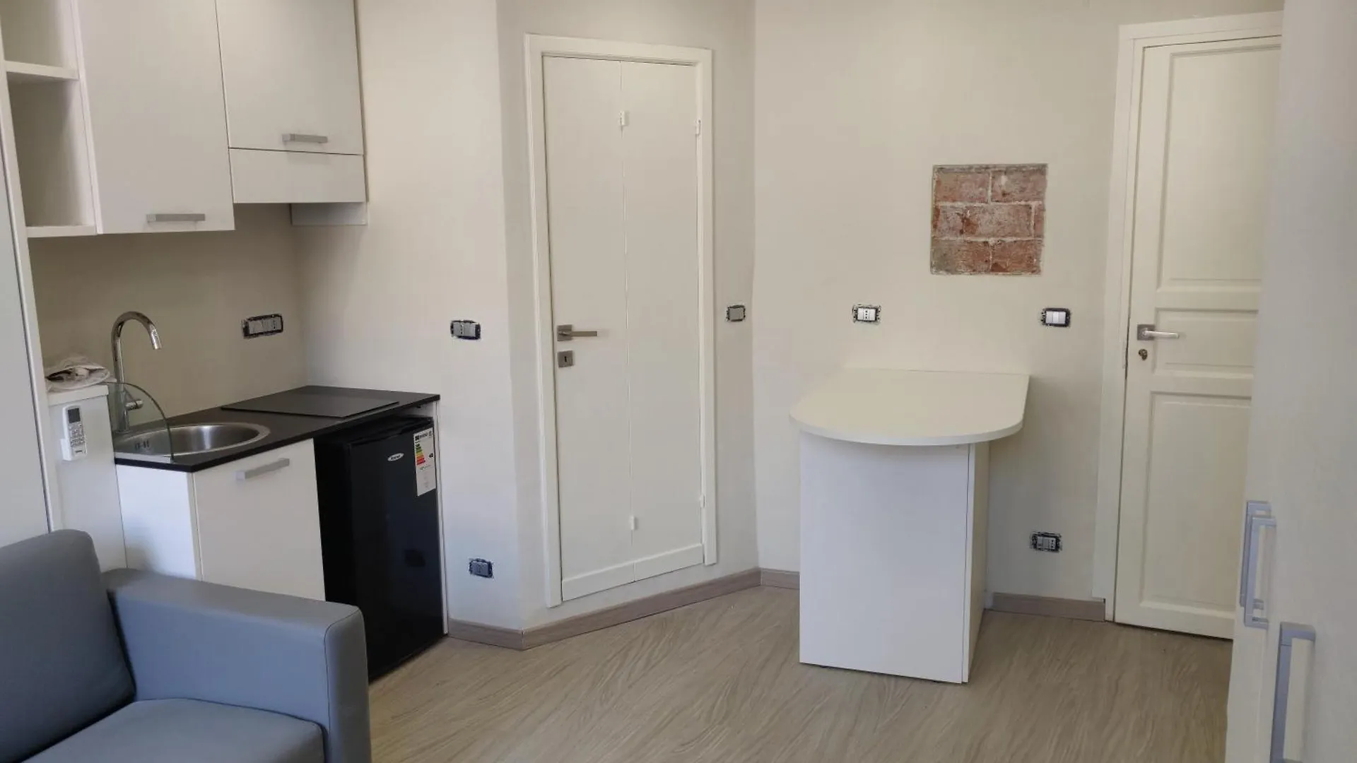 Apartment Una Finestra Speciale Su Palazzo Rosso. Monolocale Genoa
